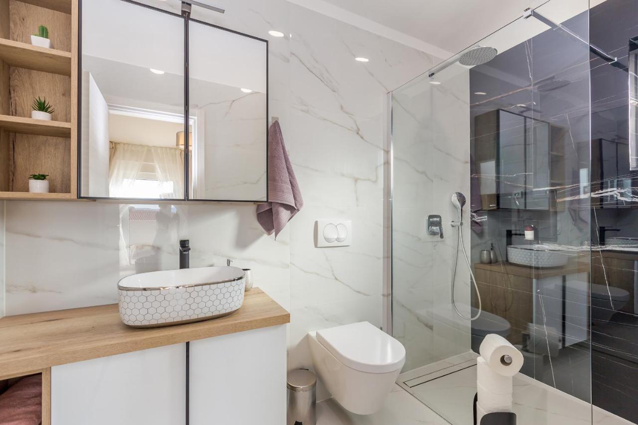 Holiday House Villa Andro Пинезичи Экстерьер фото